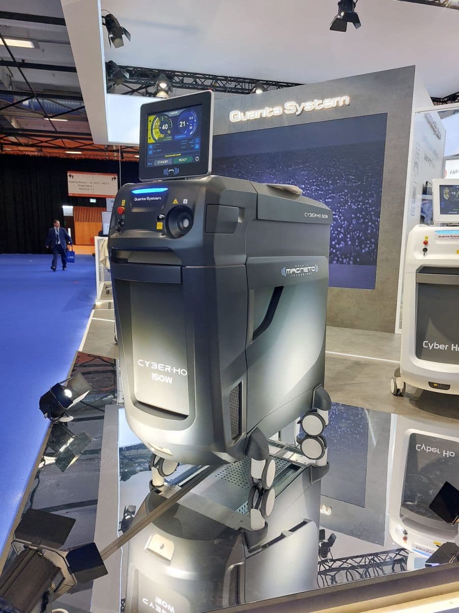 The Quanta System Cyber Ho 150 W holmium laser on display at the congress